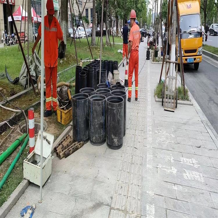 梁子湖管道短管置换修复